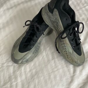 adidas Kids Sneakers in Black and Gray